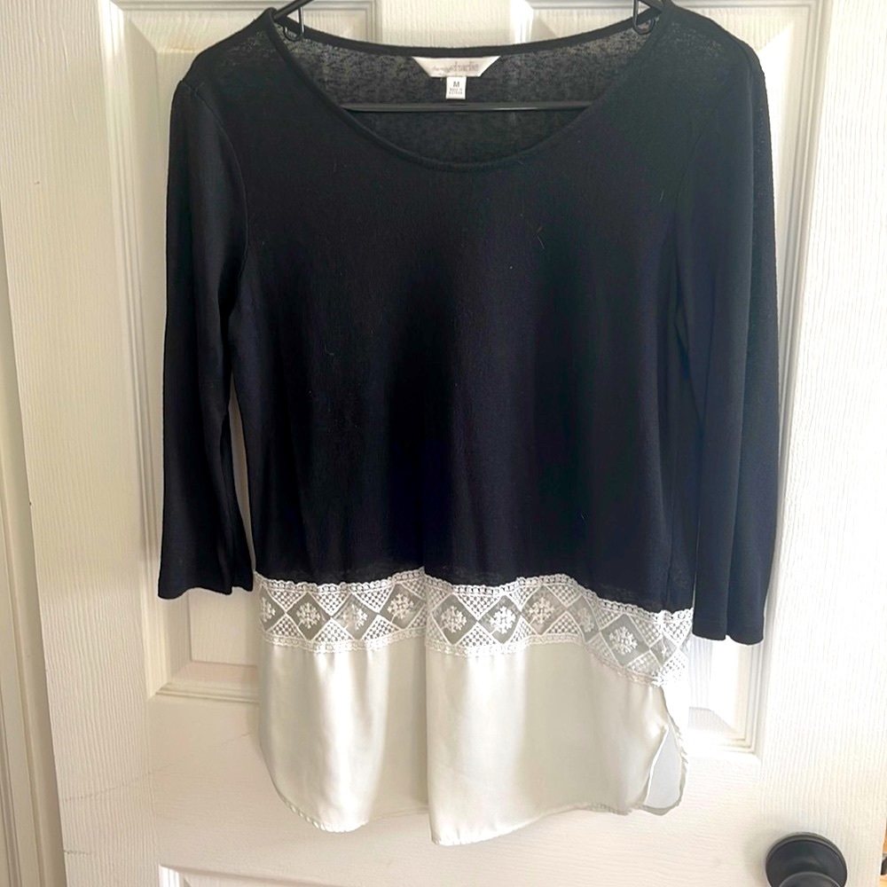 Black and white Top